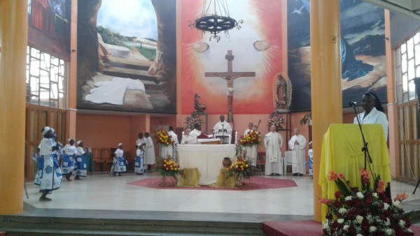 Beginning Eucharist Felista MC